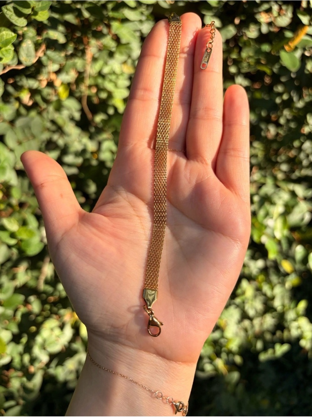 Gold Mesh Chain Bracelet-Elegant Jewelry - Picture 7 of 7